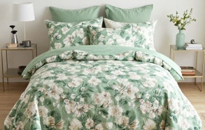 Покрывало из шелка